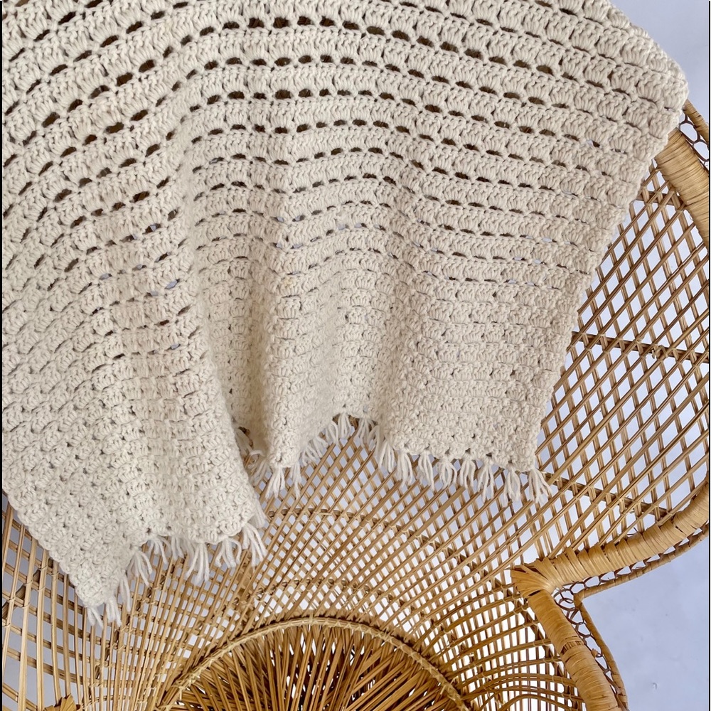 Handmade w/love 🌻Crochet Soft Boho blanket…